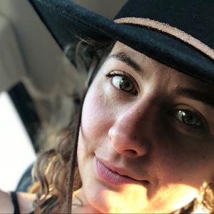 Meet your Posher, Jessica